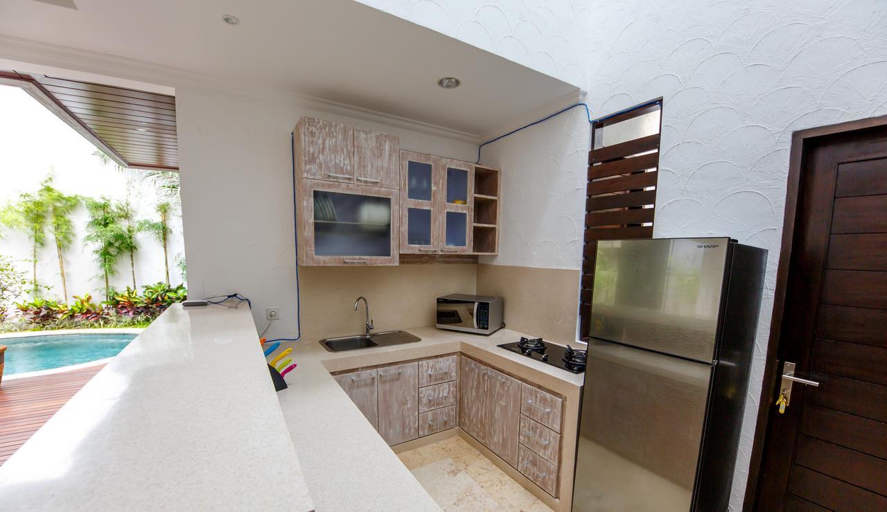 Villa Suzuki 3 Seminyak Экстерьер фото